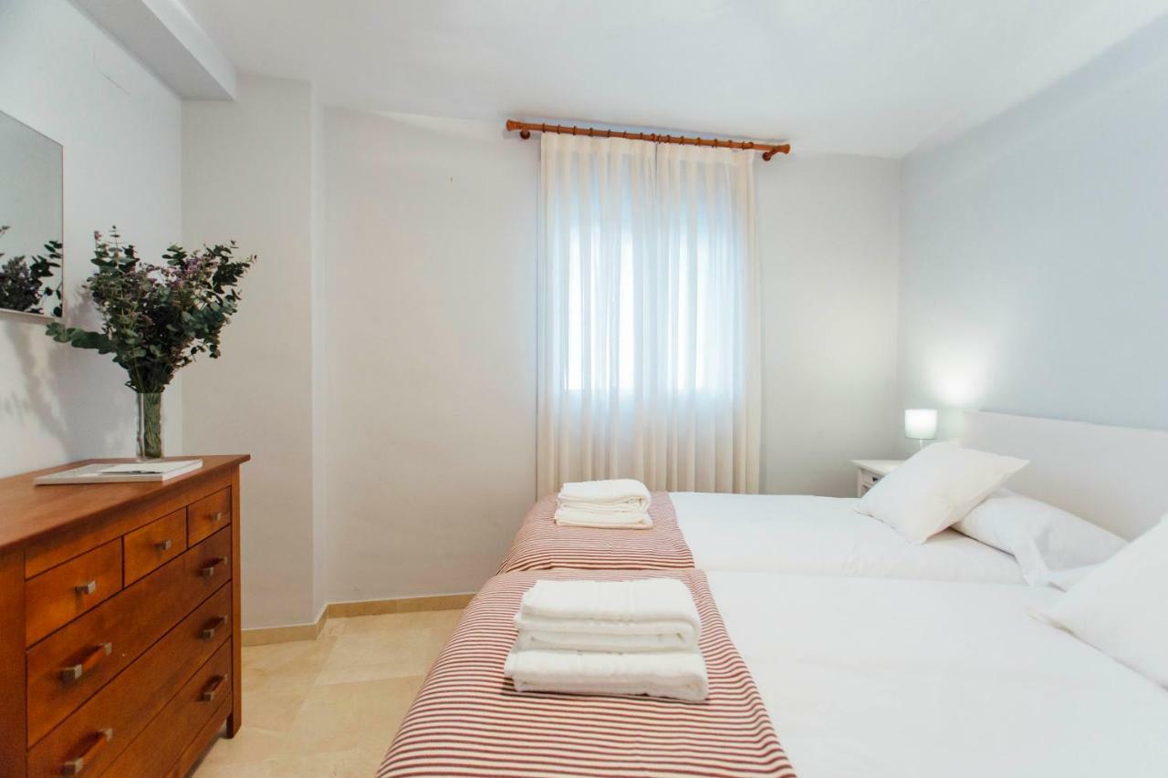 One & Lux- Lagar Apartment Seville Luaran gambar